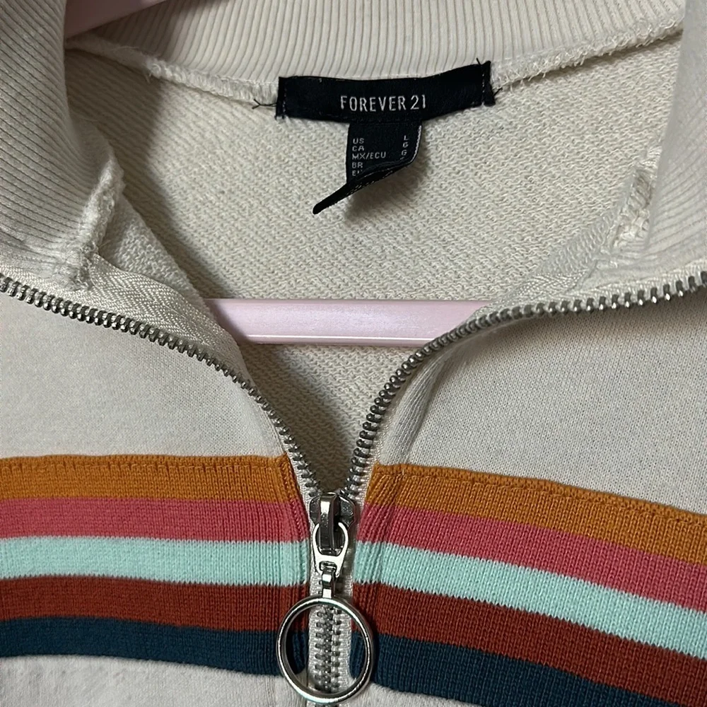 Forever 21 sweatshirt - Picture 4 of 5